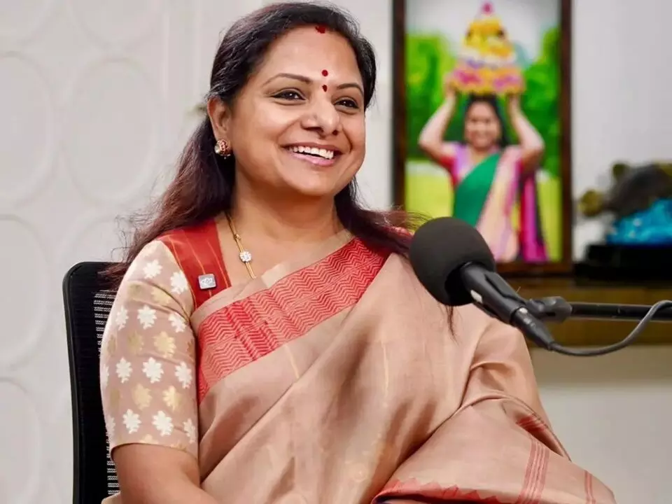 Kavitha Kalvakuntla: కల్వకుంట్ల కవిత జిల్లాల యాత్రకు శ్రీకారం Kavitha Kalvakuntla: కల్వకుంట్ల కవిత జిల్లాల యాత్రకు శ్రీకారం