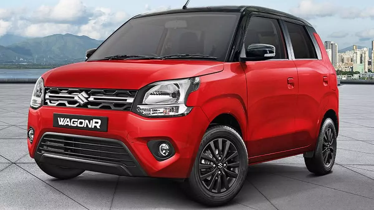 Maruti Wagon R : 34 కి.మీ మైలేజ్, 6 ఎయిర్బ్యాగ్స్.. రోజు ప్రయాణానికి రూ.5లక్షల లోపే బెస్ట్ కారు Maruti Wagon R : 34 కి.మీ మైలేజ్, 6 ఎయిర్బ్యాగ్స్.. రోజు ప్రయాణానికి రూ.5లక్షల లోపే బెస్ట్ కారు