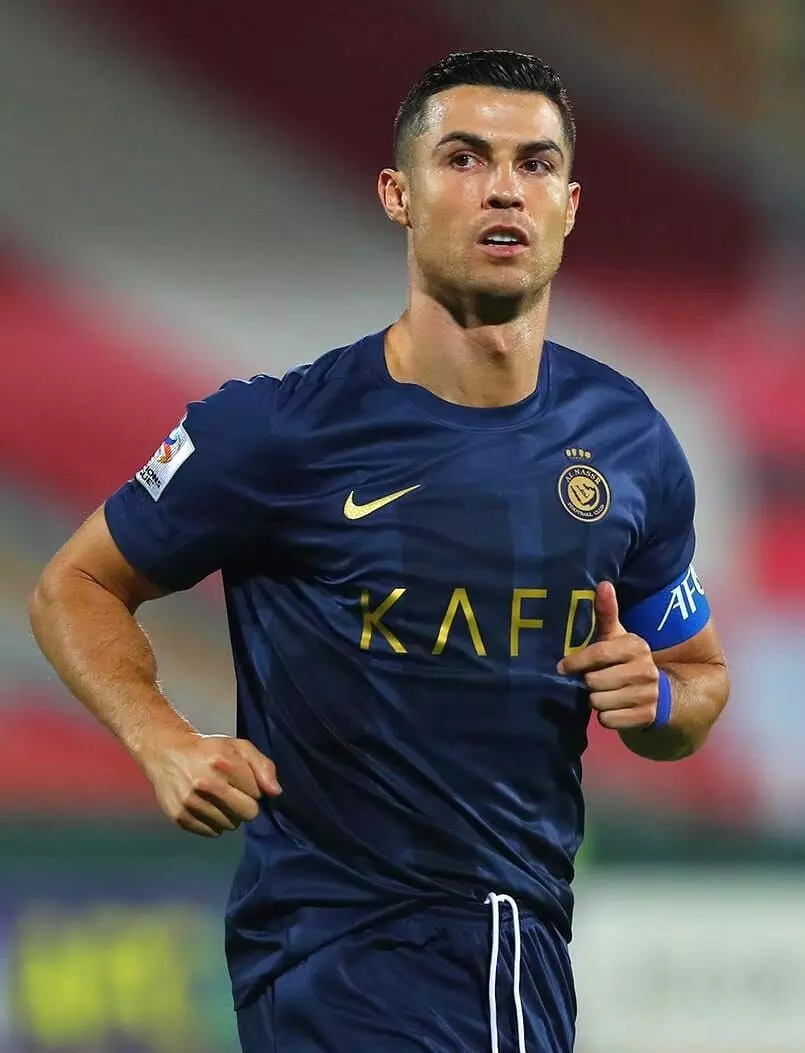 Cristiano Ronaldo: క్రిస్టియానో రోనాల్డో సంచలనం.. వరల్డ్ కప్ క్వాలిఫైయింగ్లో 41 గోల్స్ తో రికార్డు. Cristiano Ronaldo: క్రిస్టియానో రోనాల్డో సంచలనం.. వరల్డ్ కప్ క్వాలిఫైయింగ్లో 41 గోల్స్ తో రికార్డు.