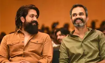KGF 3 Prashanth Neel: కేజీఎఫ్ 3: ప్రశాంత్ నీల్ పోస్ట్ వైరల్.. నిజమెంత? KGF 3 Prashanth Neel: కేజీఎఫ్ 3: ప్రశాంత్ నీల్ పోస్ట్ వైరల్.. నిజమెంత?