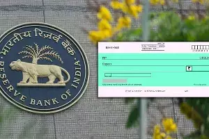 RBI : ఆర్బీఐకి కొత్త సమస్య.. దీపావళి ముందు అగిపోయిన వ్యాపార చెల్లింపులు RBI : ఆర్బీఐకి కొత్త సమస్య.. దీపావళి ముందు అగిపోయిన వ్యాపార చెల్లింపులు