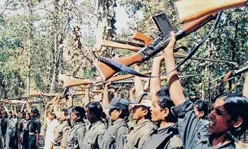 Maoists: మావోయిస్టులు: మిగిలినవారంతా దక్షిణ బస్తర్లోనే..? Maoists: మావోయిస్టులు: మిగిలినవారంతా దక్షిణ బస్తర్లోనే..?