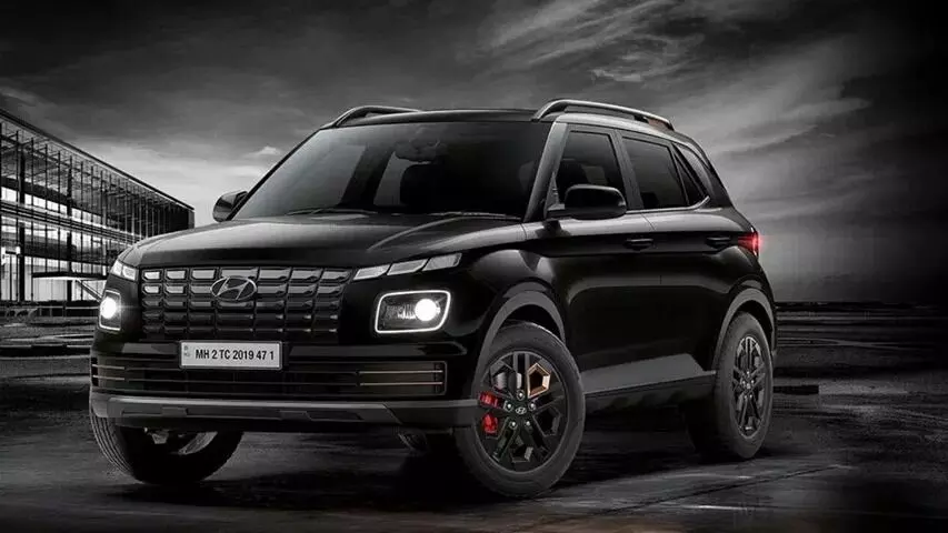 Car Sales : చవకైన కార్లపై తగ్గిన మోజు.. ఎస్యూవీలకు బానిసలైన భారతీయులు Car Sales : చవకైన కార్లపై తగ్గిన మోజు.. ఎస్యూవీలకు బానిసలైన భారతీయులు