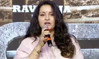 Actress Renu Desai: ఆ సినిమాకు నన్ను బాగా ట్రోల్ చేశారు..నేను డబ్బును లెక్క చెయ్యను Actress Renu Desai: ఆ సినిమాకు నన్ను బాగా ట్రోల్ చేశారు..నేను డబ్బును లెక్క చెయ్యను