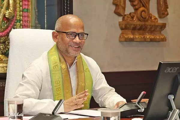 TTD Issues Orders to Officials : భక్తుల ఏర్పాట్లపై అధికారులకు టీటీడీ ఆదేశాలు TTD Issues Orders to Officials : భక్తుల ఏర్పాట్లపై అధికారులకు టీటీడీ ఆదేశాలు
