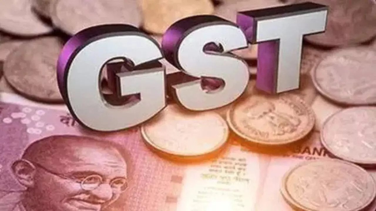 GST : షాకింగ్.. జీఎస్టీ తగ్గినా ధరలు పెరిగాయి.. ఆందోళనలో కస్టమర్లు GST : షాకింగ్.. జీఎస్టీ తగ్గినా ధరలు పెరిగాయి.. ఆందోళనలో కస్టమర్లు
