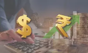 Rupee : డాలర్కు షాక్.. రూపాయికి రెక్కలు.. ఏకంగా 13 పైసలు పెరిగిన భారత కరెన్సీ Rupee : డాలర్కు షాక్.. రూపాయికి రెక్కలు.. ఏకంగా 13 పైసలు పెరిగిన భారత కరెన్సీ