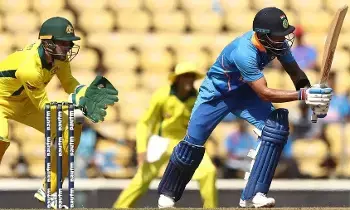 Team India Batting Collapse: ఇండియా బ్యాటింగ్.. కోహ్లీ మళ్లీ డకౌట్ Team India Batting Collapse: ఇండియా బ్యాటింగ్.. కోహ్లీ మళ్లీ డకౌట్