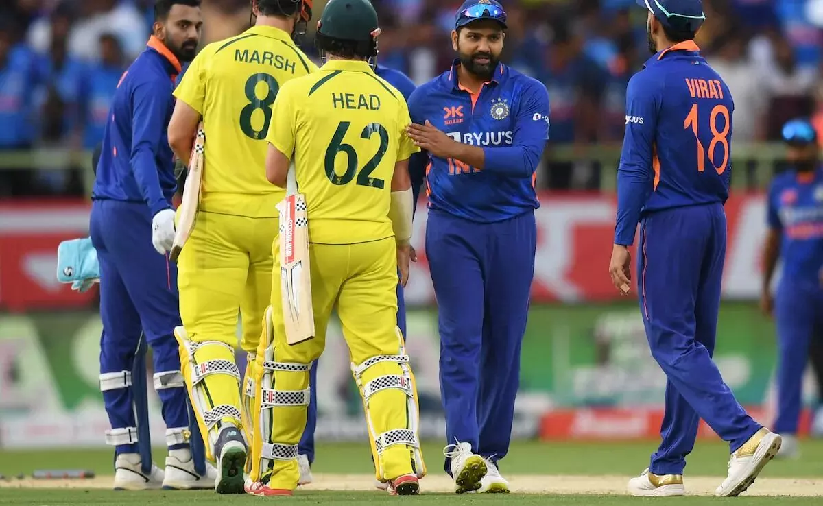 India Loses Second ODI: రెండో వన్డేలో ఇండియా ఓటమి..ఆస్ట్రేలియాదే సిరీస్ India Loses Second ODI: రెండో వన్డేలో ఇండియా ఓటమి..ఆస్ట్రేలియాదే సిరీస్