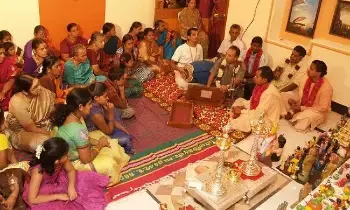 The Benefits of Chanting God’s Name: దేవుడి భజన చేస్తే ఎన్ని లాభాలో తెలుసా..? The Benefits of Chanting God’s Name: దేవుడి భజన చేస్తే ఎన్ని లాభాలో తెలుసా..?