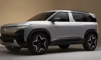 Tata Sierra : టాటా సియెర్రా సంచలనం.. లాంజ్ సీటింగ్‌తో రానున్న తొలి కారు ఇదే