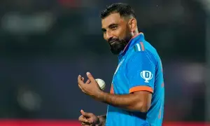Shami Shines in Ranji Trophy:  రంజీలో దుమ్మురేపుతున్న షమీ.. సౌతాఫ్రికా టెస్ట్కి దారి దొరుకుతుందా..? Shami Shines in Ranji Trophy:  రంజీలో దుమ్మురేపుతున్న షమీ.. సౌతాఫ్రికా టెస్ట్కి దారి దొరుకుతుందా..?