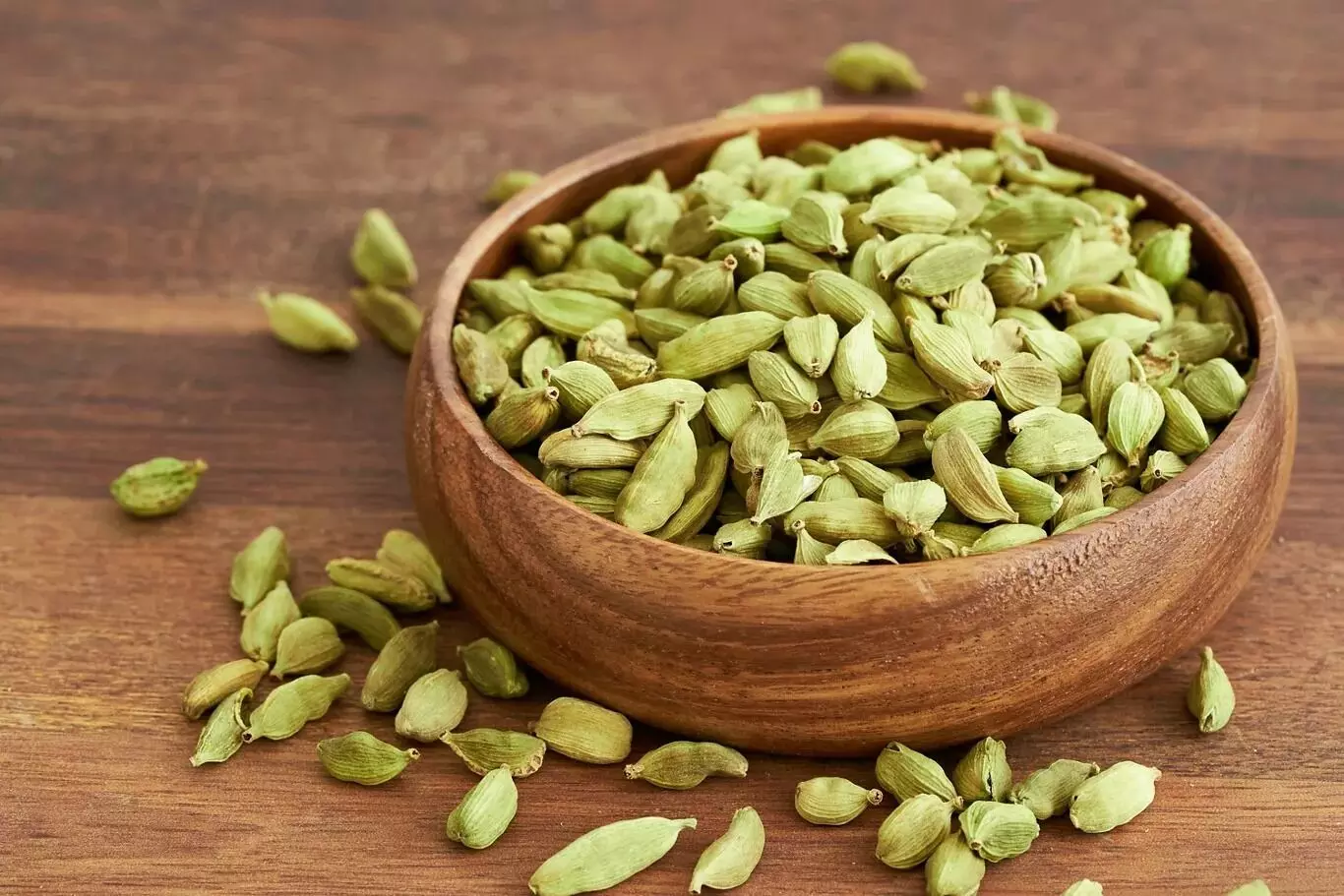Cardamom Called the Queen of Spices: యాలకులను  సుగంధ ద్రవ్యాల రాణి ఎందుకంటారు? Cardamom Called the Queen of Spices: యాలకులను  సుగంధ ద్రవ్యాల రాణి ఎందుకంటారు?