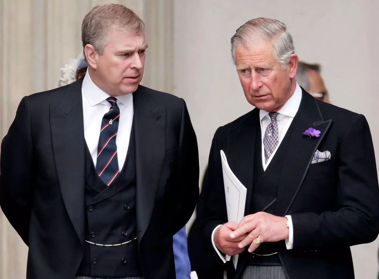 Prince Andrew Named in Epstein Sex Scandal:  ఎప్స్టైన్ సెక్స్ కుంభకోణంలో ఆండ్రూ పేరు.. రాజు చార్లెస్ సోదరుడిని బిరుదులు, నివాసం నుంచి బలవంతంగా తొలగింపు! Prince Andrew Named in Epstein Sex Scandal:  ఎప్స్టైన్ సెక్స్ కుంభకోణంలో ఆండ్రూ పేరు.. రాజు చార్లెస్ సోదరుడిని బిరుదులు, నివాసం నుంచి బలవంతంగా తొలగింపు!