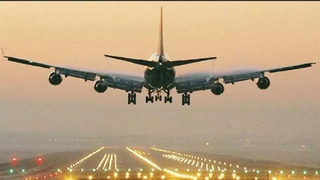 Indian Innovation : రన్వే అవసరం లేని విమానం.. ఐఐటీ మద్రాస్ శాస్త్రవేత్తల అద్భుత ఆవిష్కరణ Indian Innovation : రన్వే అవసరం లేని విమానం.. ఐఐటీ మద్రాస్ శాస్త్రవేత్తల అద్భుత ఆవిష్కరణ