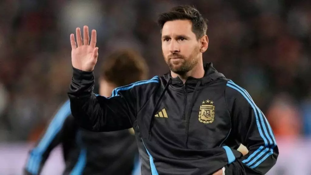 Messi Heads to Hyderabad:ఫ్యాన్స్ కు పండగే.. హైదరాబాద్ కు ఫుట్ బాల్ దిగ్గజం మెస్సీ