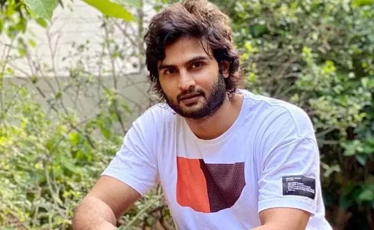 Sudheer Babu Interesting Comments: నా కష్టంతోనే ఎదిగాను.. సుధీర్ బాబు ఇంట్రెస్టింగ్ కామెంట్స్.. Sudheer Babu Interesting Comments: నా కష్టంతోనే ఎదిగాను.. సుధీర్ బాబు ఇంట్రెస్టింగ్ కామెంట్స్..