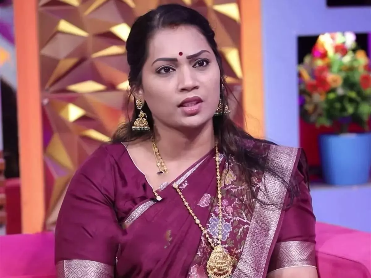 Madhuri Eliminated from Bigg Boss: బిగ్ బాస్ నుంచి మాధురి ఎలిమినేట్.. హౌస్లో ఉండే అర్హత లేదని కామెంట్స్ Madhuri Eliminated from Bigg Boss: బిగ్ బాస్ నుంచి మాధురి ఎలిమినేట్.. హౌస్లో ఉండే అర్హత లేదని కామెంట్స్