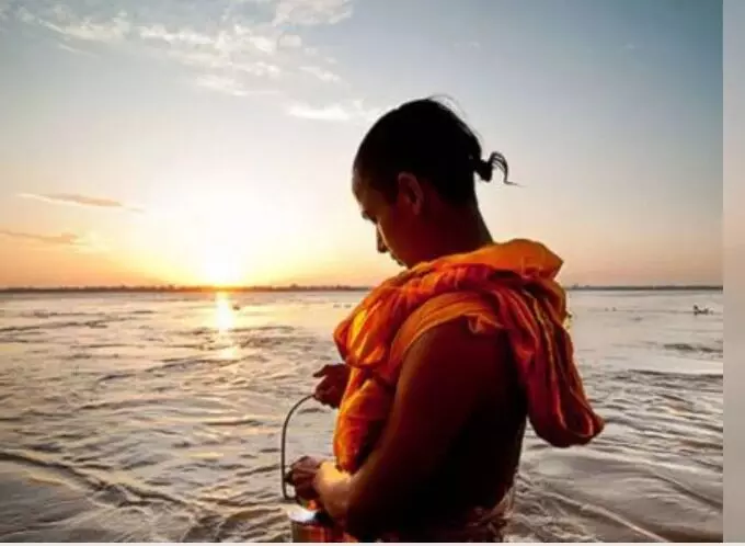 Kartik Pournami:  కార్తీక పౌర్ణమి: గంగా స్నానం, దీపాలు ఎందుకు అంత పవిత్రం..?