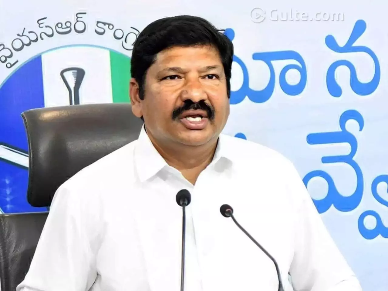 Jogi Ramesh:  జోగి రమేశ్: మాజీ మంత్రిని నెల్లూరు జైలుకు తరలింపు