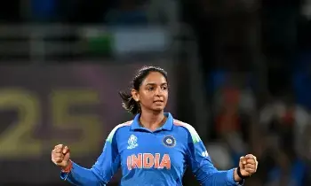 Harmanpreet Kaur : దేశానికి తొలి వరల్డ్ కప్ అందించిన హర్మన్ప్రీత్ కౌర్ ఆస్తులెన్ని కోట్లో తెలుసా ? Harmanpreet Kaur : దేశానికి తొలి వరల్డ్ కప్ అందించిన హర్మన్ప్రీత్ కౌర్ ఆస్తులెన్ని కోట్లో తెలుసా ?