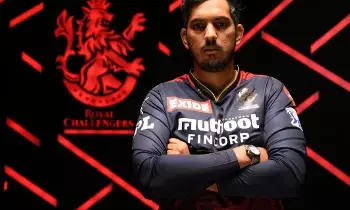 RCB Head Coach: RCB హెడ్ కోచ్గా మలోలన్ రంగరాజన్ RCB Head Coach: RCB హెడ్ కోచ్గా మలోలన్ రంగరాజన్