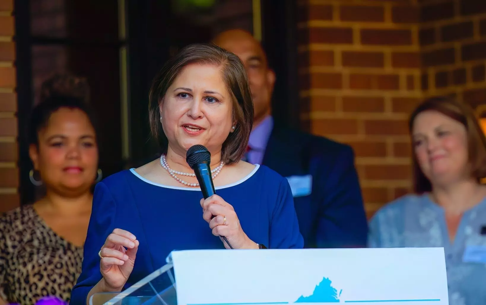 Ghazala Hashmi Creates History: గజాలా హష్మీ విజయం.. వర్జీనియా ఉప గవర్నర్ ఎన్నికల్లో చరిత్ర: మొదటి ముస్లిం మహిళ Ghazala Hashmi Creates History: గజాలా హష్మీ విజయం.. వర్జీనియా ఉప గవర్నర్ ఎన్నికల్లో చరిత్ర: మొదటి ముస్లిం మహిళ