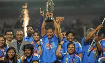 No Place for Harman in the Team of the Tournament: వరల్డ్ కప్ గెలిపించినా.. టీమ్ ఆఫ్‌ ది టోర్నమెంట్లో  హర్మన్  కు నో ప్లేస్