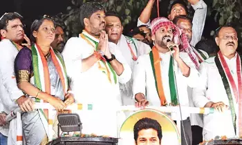 CM Revanth Reddy’s Criticism: సీఎం రేవంత్ రెడ్డి విమర్శ: కేసీఆర్, కేటీఆర్ల అరెస్టు ఎందుకు లేదు? ప్రభుత్వం నాటకం ఆడుతోంది? CM Revanth Reddy’s Criticism: సీఎం రేవంత్ రెడ్డి విమర్శ: కేసీఆర్, కేటీఆర్ల అరెస్టు ఎందుకు లేదు? ప్రభుత్వం నాటకం ఆడుతోంది?