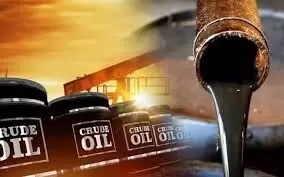 Oil Imports : అమెరికా ఆంక్షల దెబ్బ.. నవంబర్ చివరి నుంచి రష్యా చమురు కొనుగోలులో భారీ కోత పెట్టనున్న భారత్ Oil Imports : అమెరికా ఆంక్షల దెబ్బ.. నవంబర్ చివరి నుంచి రష్యా చమురు కొనుగోలులో భారీ కోత పెట్టనున్న భారత్