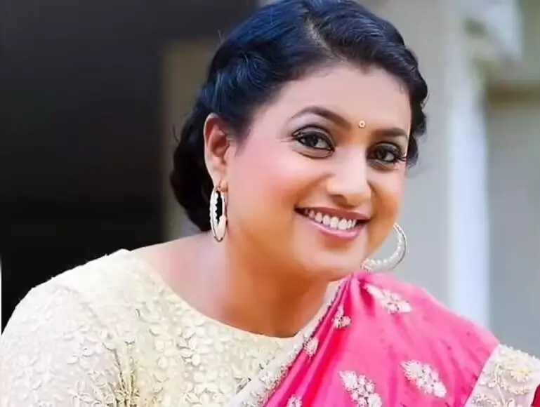 Roja Set for Re-Entry: రీఎంట్రీ ఇస్తున్న రోజా.. డీ గ్లామరస్ రోల్లో సీనియర్ నటి.. Roja Set for Re-Entry: రీఎంట్రీ ఇస్తున్న రోజా.. డీ గ్లామరస్ రోల్లో సీనియర్ నటి..