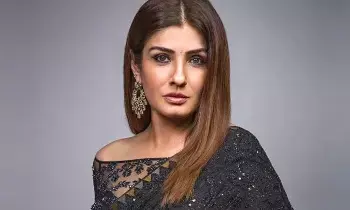 Raveena Tandon Rejected a Shah Rukh Khan Film: స్విమ్‌సూట్‌ సీన్‌: షారుక్‌ఖాన్‌ సినిమాను రిజెక్ట్‌ చేసిన రవీనా టాండన్‌!