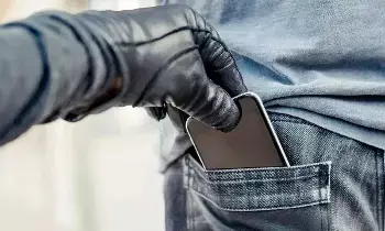 CEIR Portal India : పోగొట్టుకున్న మొబైల్ తిరిగి పొందడం ఎలా? CEIR పోర్టల్తో ఫోన్ దొంగలకు చెక్ CEIR Portal India : పోగొట్టుకున్న మొబైల్ తిరిగి పొందడం ఎలా? CEIR పోర్టల్తో ఫోన్ దొంగలకు చెక్