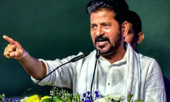 CM Revanth Reddy: రేవంత్‌రెడ్డి: హైదరాబాద్ అభివృద్ధిని అడ్డుకుంటున్న బ్యాడ్ బ్రదర్స్‌ !