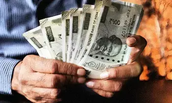 Viral : రూ.18,000 నుంచి రూ.1.8 లక్షలకు.. 5 ఏళ్లలో 10 రెట్లు పెరిగిన టెక్ ఉద్యోగి జీతం.. వైరల్ అవుతున్న పోస్ట్!