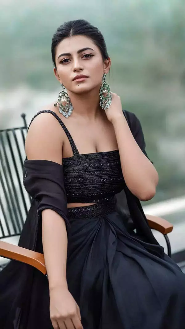 Actress Anandi: 23 ఏళ్లకే పెళ్లి అందుకే చేసుకున్నా - ఆనంది Actress Anandi: 23 ఏళ్లకే పెళ్లి అందుకే చేసుకున్నా - ఆనంది