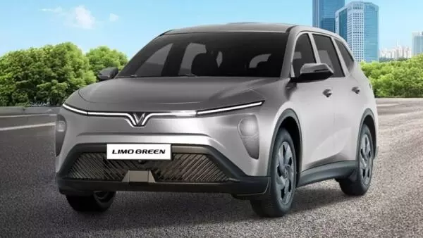 VinFast Limo Green : 30 నిమిషాల్లోనే 70% ఛార్జ్.. కియా కారెన్స్‌కు షాక్ ఇవ్వనున్న కొత్త 7-సీటర్ ఎలక్ట్రిక్ కారు