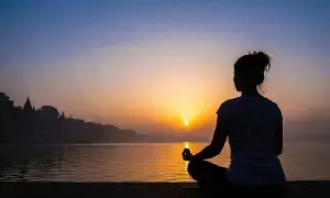 The Blessings of Goddess Saraswati: సరస్వతి దేవి అనుగ్రహం పొందే పవిత్ర సమయం ఏదో తెలుసా..?