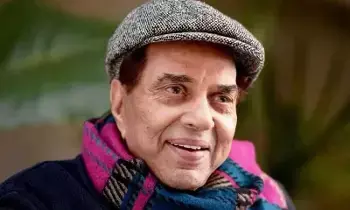 Esha Deol: ధర్మేంద్ర ఆరోగ్యం నిలకడగా ఉంది, తప్పుడు వార్తలు ఆపండి – ఈషా డియోల్