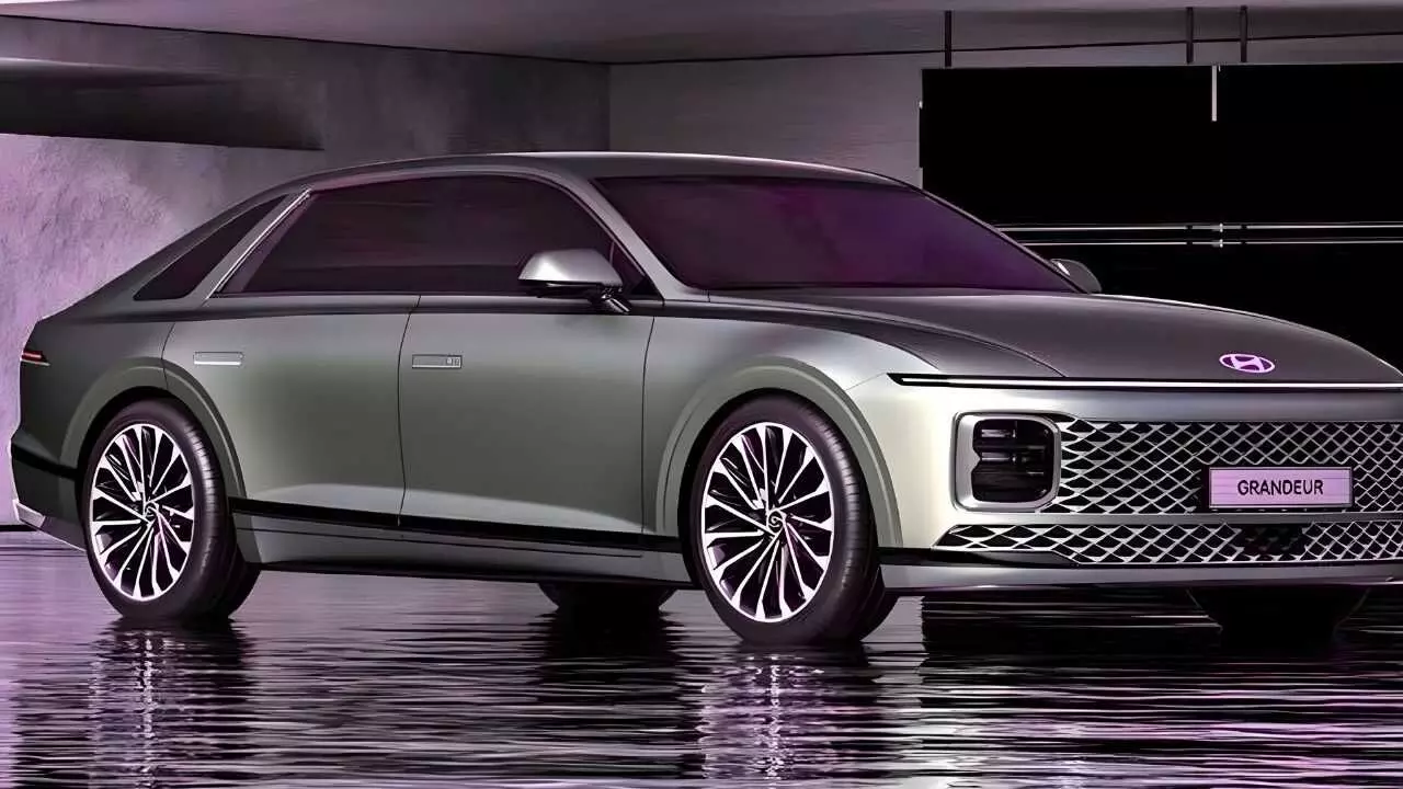 Hyundai Verna 2026 : క్రెటా, వెన్యూ స్టైల్‌లో రాబోతున్న కొత్త హ్యుందాయ్ వెర్నా ఫేస్‌లిఫ్ట్!