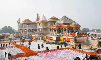 Saffron Flag Hoisted Atop Ayodhya Ram Mandir: అయోధ్య రామమందిరం శిఖరంపై కాషాయ జెండా ఆవిష్కరణ Saffron Flag Hoisted Atop Ayodhya Ram Mandir: అయోధ్య రామమందిరం శిఖరంపై కాషాయ జెండా ఆవిష్కరణ