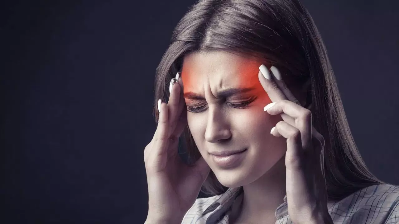 Women Suffer from Migraines: మహిళలకే   మైగ్రేన్  ఎక్కువగా ఎందుకొస్తుంది.?