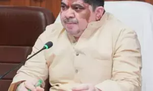 Minister Ponnam Prabhakar: పొన్నం ప్రభాకర్: ఆర్టీసీ ఆదాయం పెంచేందుకు కొత్త మార్గాలు.. డిపోల లాభాలు, డ్రైవర్ మానిటరింగ్పై దృష్టి Minister Ponnam Prabhakar: పొన్నం ప్రభాకర్: ఆర్టీసీ ఆదాయం పెంచేందుకు కొత్త మార్గాలు.. డిపోల లాభాలు, డ్రైవర్ మానిటరింగ్పై దృష్టి