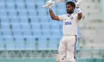 Nitish Kumar Reddy Out, Dhruv Jurel Joins the Squad: నితీష్ కుమార్ రెడ్డి ఔట్.. జట్టులోకి ధ్రువ్ జురెల్! Nitish Kumar Reddy Out, Dhruv Jurel Joins the Squad: నితీష్ కుమార్ రెడ్డి ఔట్.. జట్టులోకి ధ్రువ్ జురెల్!