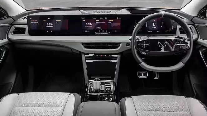 Mahindra XEV 9S : మొబైల్ పవర్ స్టేషన్గా మారే కారు.. మహీంద్రా XEV 9S లాంచ్ ఎప్పుడంటే? Mahindra XEV 9S : మొబైల్ పవర్ స్టేషన్గా మారే కారు.. మహీంద్రా XEV 9S లాంచ్ ఎప్పుడంటే?