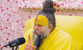 Premananda Maharaj: కామాన్ని వదిలించుకోవడం ఎలా.. భక్తుడి ప్రశ్నకు ప్రేమానంద మహారాజ్ సమాధానమిదే.. Premananda Maharaj: కామాన్ని వదిలించుకోవడం ఎలా.. భక్తుడి ప్రశ్నకు ప్రేమానంద మహారాజ్ సమాధానమిదే..