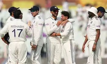 Spinner Kuldeep Yadav: పెళ్లి కోసం బీసీసీఐకి సెలవు అడిగిన స్పిన్నర్! Spinner Kuldeep Yadav: పెళ్లి కోసం బీసీసీఐకి సెలవు అడిగిన స్పిన్నర్!