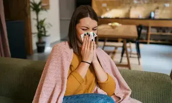 Winter Diseases Under Control: చలికాలంలో వ్యాధులకు చెక్: రోగనిరోధక శక్తిని పెంచే అత్యవసర చిట్కాలు.. Winter Diseases Under Control: చలికాలంలో వ్యాధులకు చెక్: రోగనిరోధక శక్తిని పెంచే అత్యవసర చిట్కాలు..