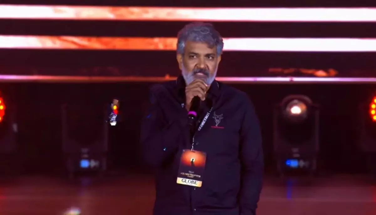 Complaint Filed Against Director Rajamouli: దేవుడిపై అనుచిత వ్యాఖ్యలు.. డైరెక్టర్ రాజమౌళిపై ఫిర్యాదు