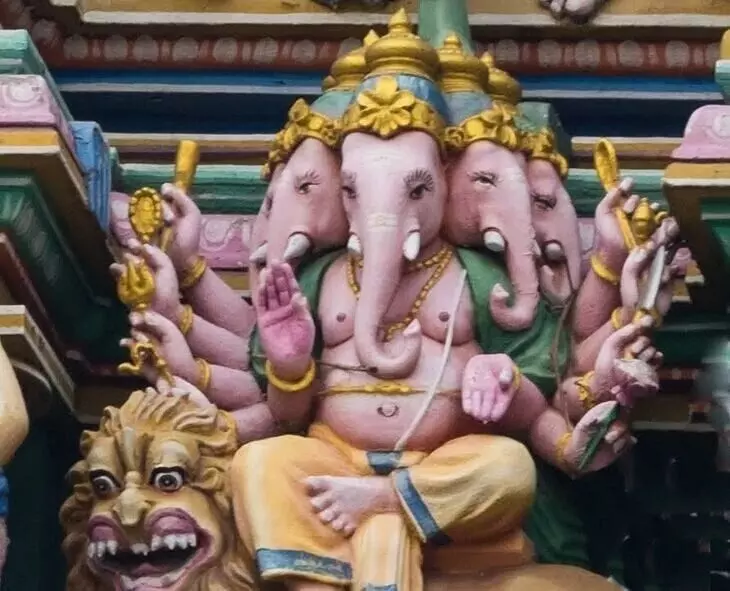 Darshan of Heramba Ganapati: హేరంబ గణపతిని దర్శిస్తే కష్టాల నుండి విముక్తి Darshan of Heramba Ganapati: హేరంబ గణపతిని దర్శిస్తే కష్టాల నుండి విముక్తి